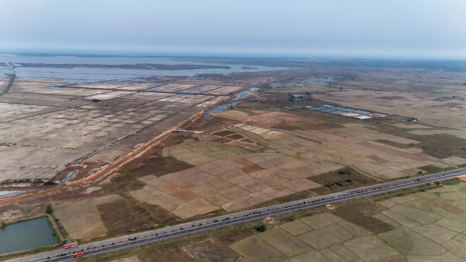 ETOR City 4 layout thumbnail — real site photo